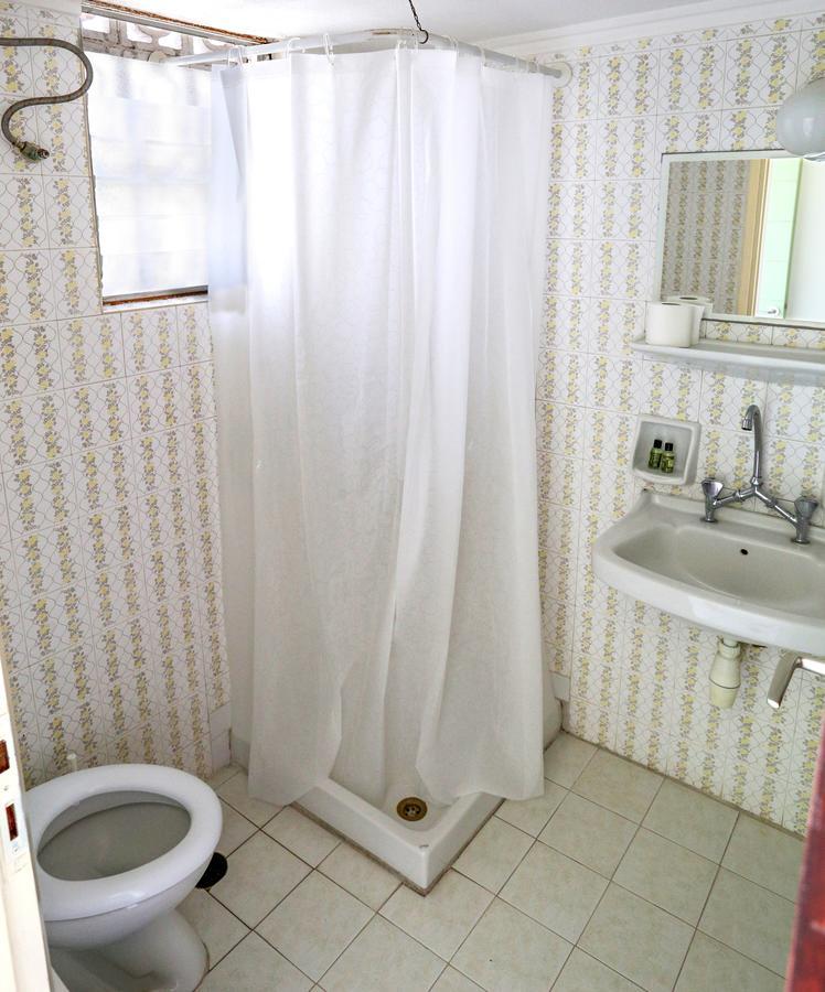 Hotel Karyatides Agia Marina  Buitenkant foto